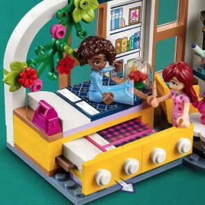 klocki-lego-friends-pokoj-aliyi-41740-aranz2.jpg