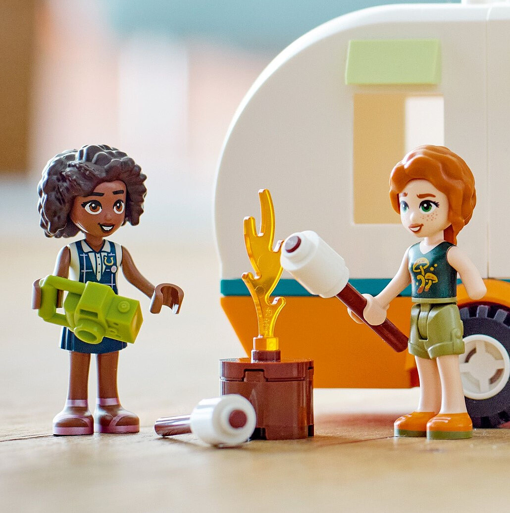 lego-friends-wakacyjna-wyprawa-na-biwak-41726-8.jpg