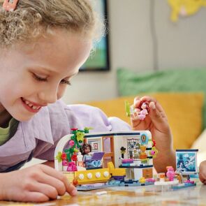 klocki-lego-friends-pokoj-aliyi-41740-aranz3.jpg