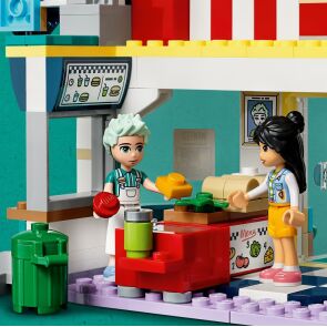 lego-friends-bar-w-srodmiesciu-heartlake-41728-8.jpg