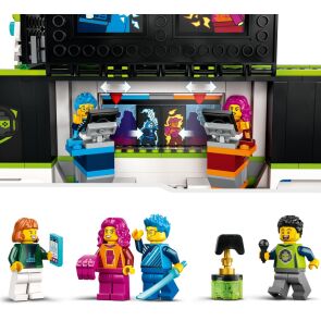 lego-city-ciezarowka-na-turniej-gier-60388-4.jpg