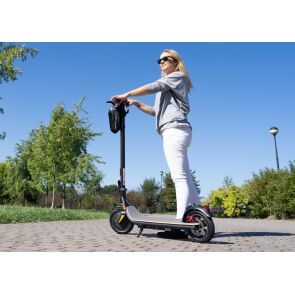 hulajnoga-elektryczna-manta-mass-rider-MES802H-prezentacha.jpg