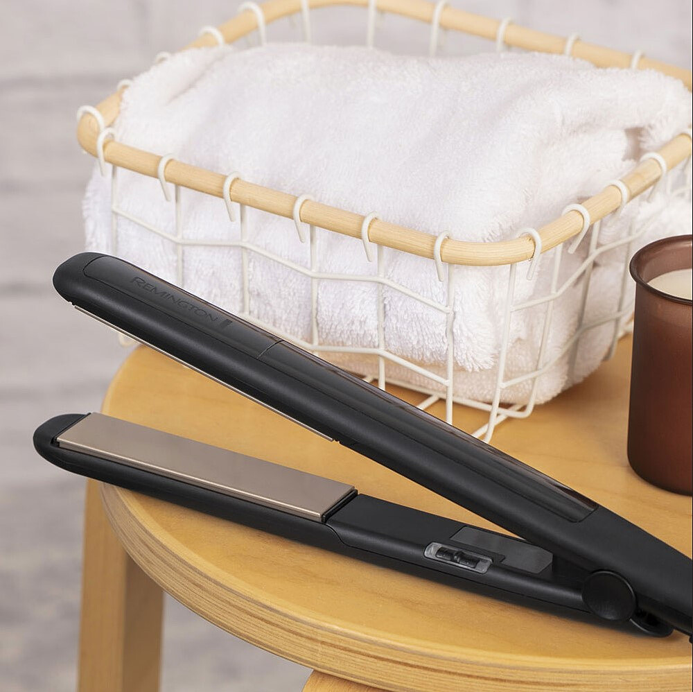 prostownica-remington-ceramic-straight-215-s1370-1.jpg