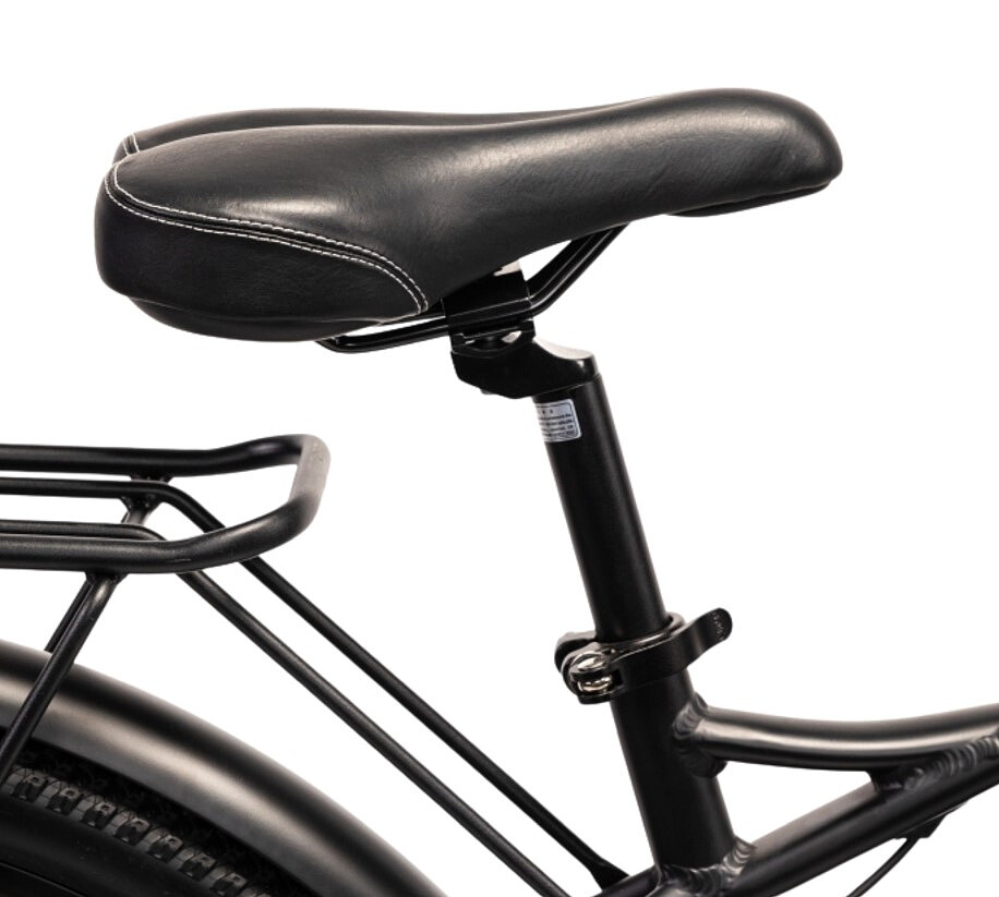 rower-elektryczny-motus-city-black-siodelko.jpg