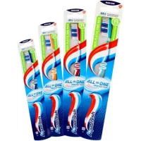 Szczoteczka do zębów Aquafresh All In One Protection Medium 1 szt.