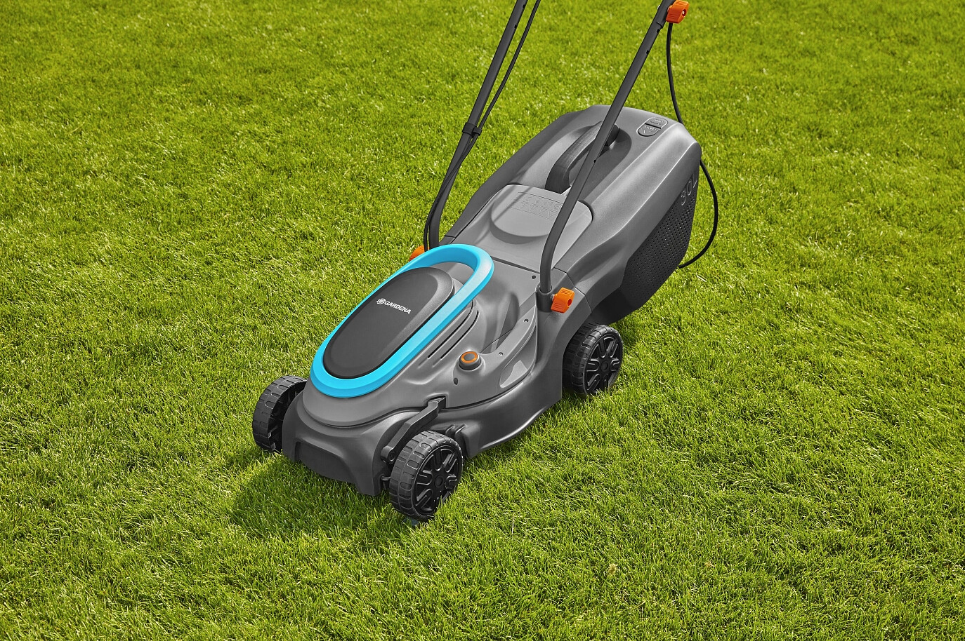 kosiarka-elektryczna-gardena-powermax-32-1200-g2-14633-20-zdjecie2.jpg