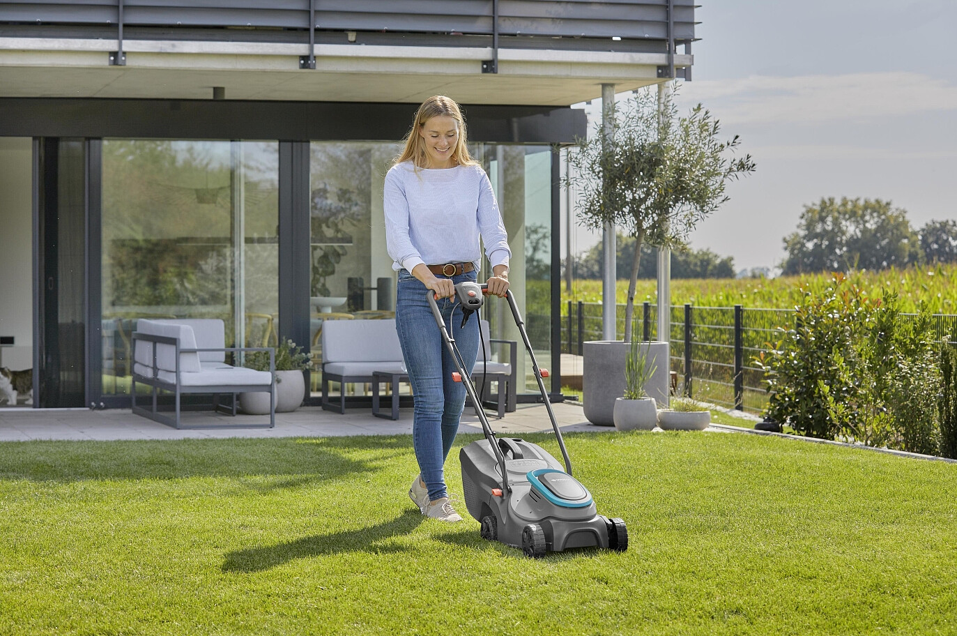 kosiarka-elektryczna-gardena-powermax-32-1200-g2-14633-20-zdjecie1.jpg