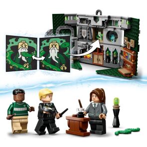 lego-harry-potter-flaga-slytherinu-76410-4.jpg