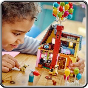 klocki-lego-disney-dom-z-bajki-odlot-43217.zdj9.jpg