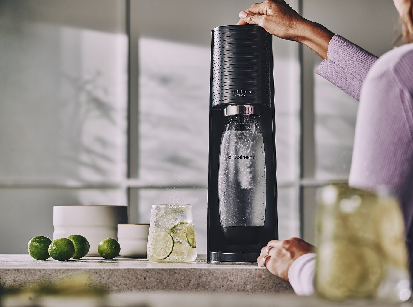saturator-sodastream-terra-czarny.zdj7.jpg