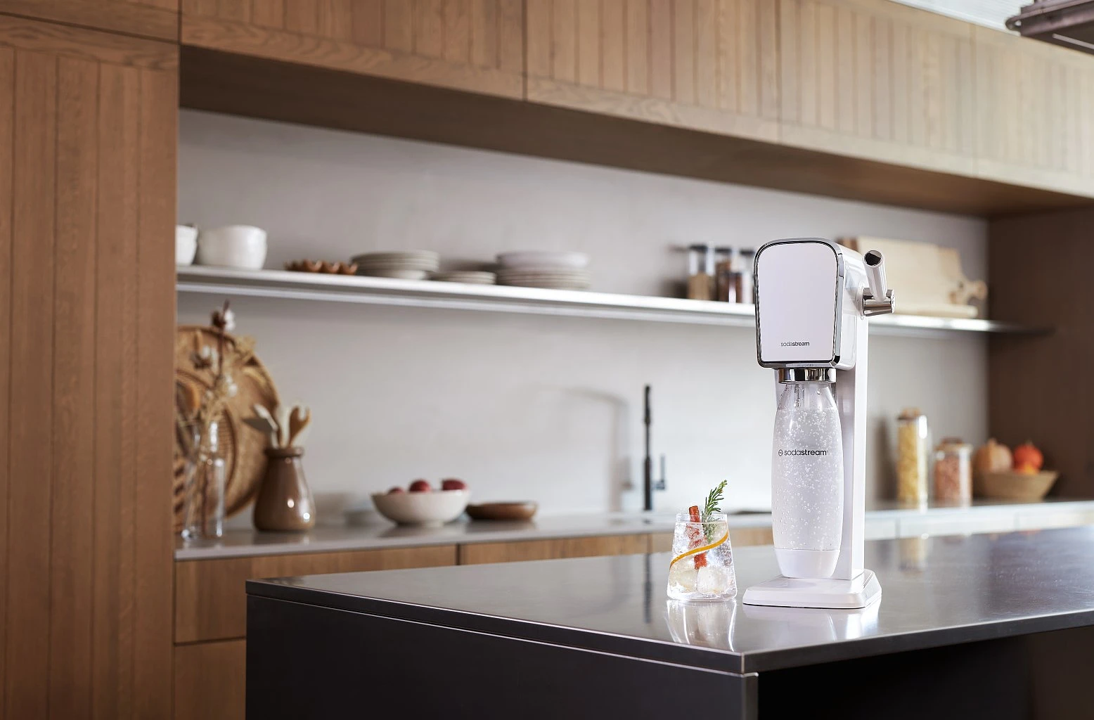 saturator-sodastream-art-white.zdj6.jpg