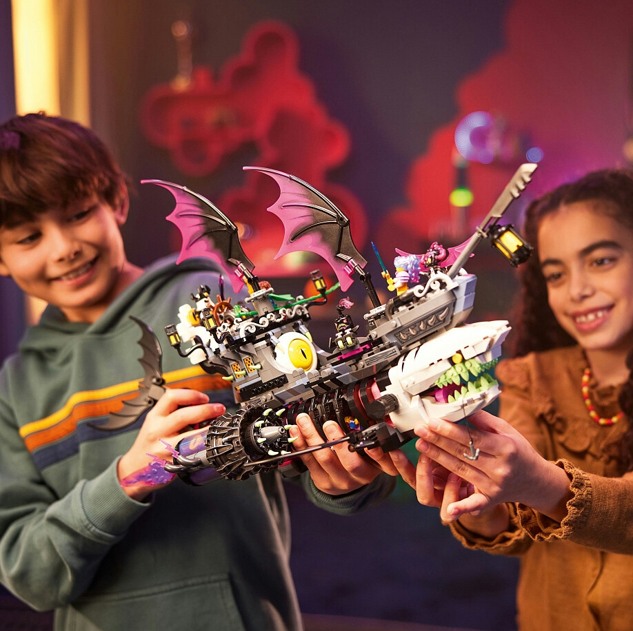 klocki-lego-dreamzzz-statek-koszmarnego-rekina-71469-zdjecie1.jpg