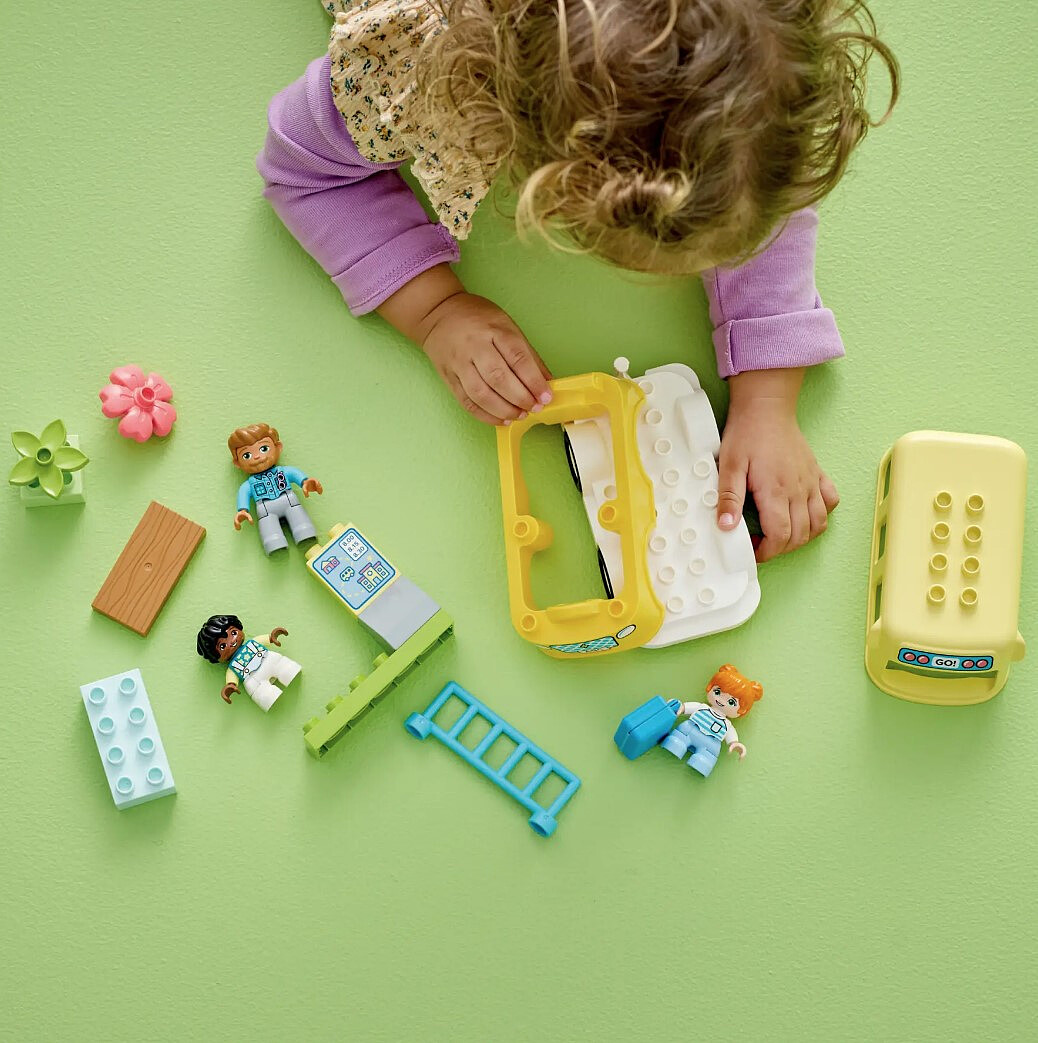 klocki-lego-duplo-przejazdzka-autobusem-10988zdj8.jpg
