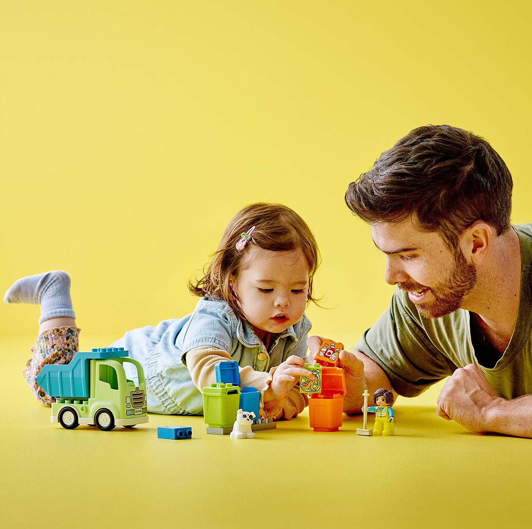 klocki-lego-duplo-ciezarowka-recyklingowa-10987.zdj4.jpg