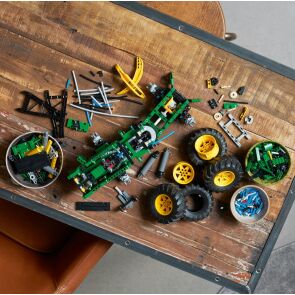 lego-technic-ciagnik-zrywkowy-john-deere-948l-II-42157-12.jpg
