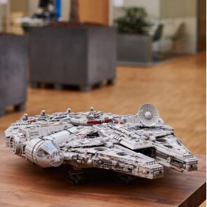 klocki-lego-star-wars-sokol-millennium-75192-zdjecie1.jpg