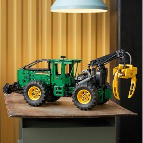 lego-technic-ciagnik-zrywkowy-john-deere-948l-II-42157-13.jpg