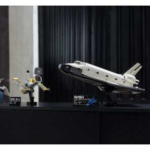 klocki-lego-icons-wahadlowiec-discovery-nasa-10283-zdjecie2.jpg
