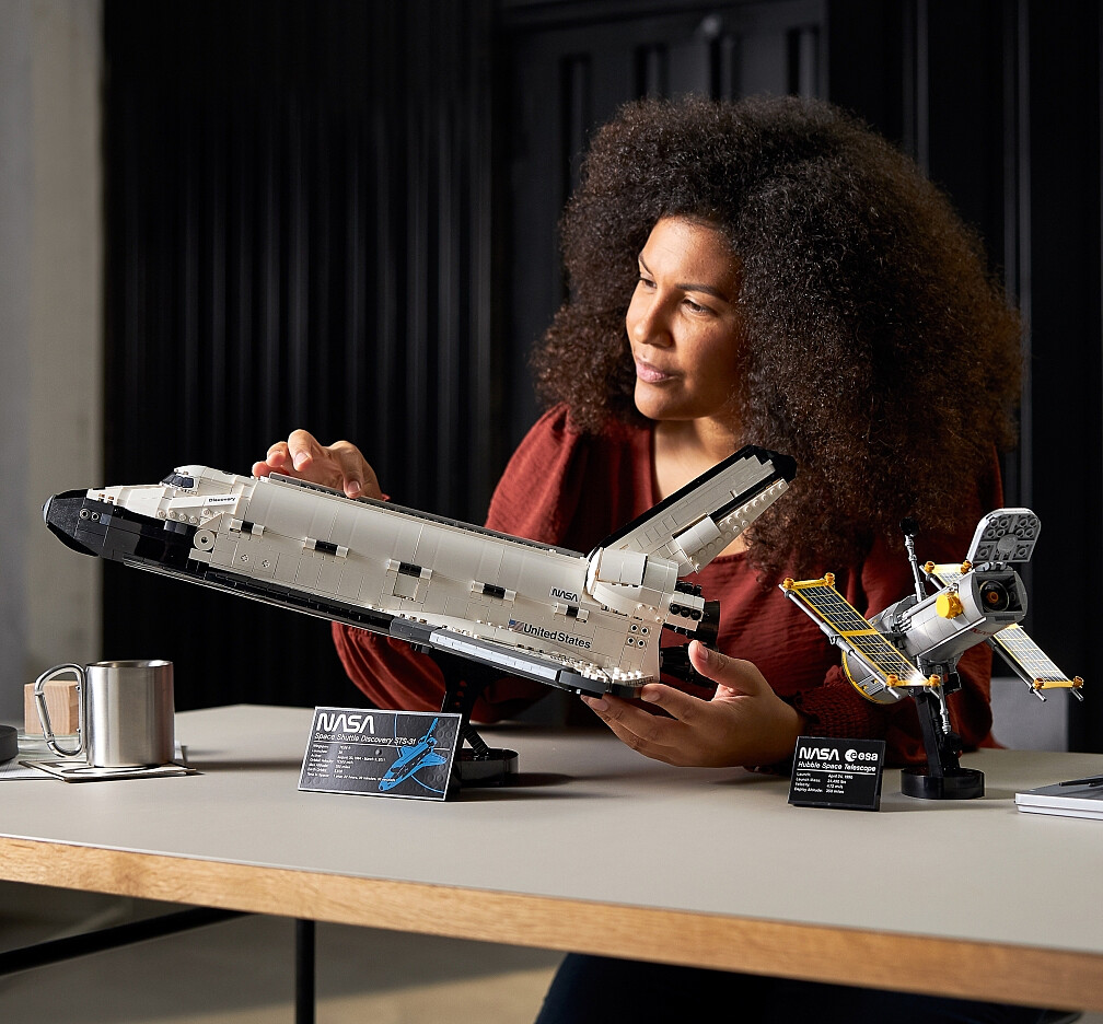 klocki-lego-icons-wahadlowiec-discovery-nasa-10283-zdjecie.jpg