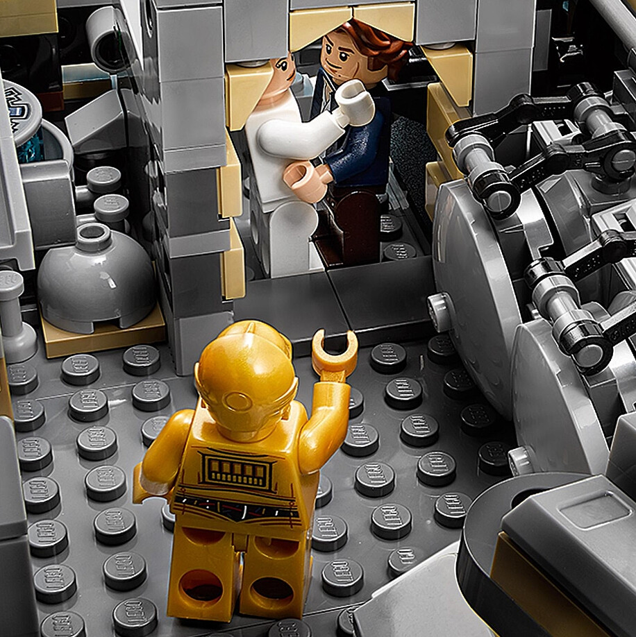 klocki-lego-star-wars-sokol-millennium-75192-zdjecie3.jpg