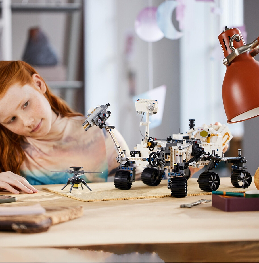 klocki-lego-technic-nasa-mars-rover-perseverance-42158-zdjecie.jpg