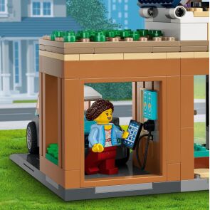 klocki-lego-city-domek-rodzinny-i-samochod-elektryczny-60398-zdjecie5.jpg