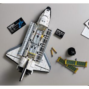 klocki-lego-icons-wahadlowiec-discovery-nasa-10283-zdjecie3.jpg