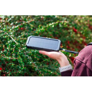 powerbank-solarny-navitel-pwr10-sun-9.jpg