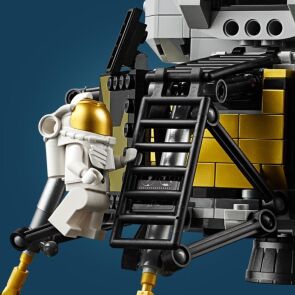 klocki-lego-creator-expert-ladownik-ksiezycowy-apollo-11-nasa-10266-zdjecie2.jpg