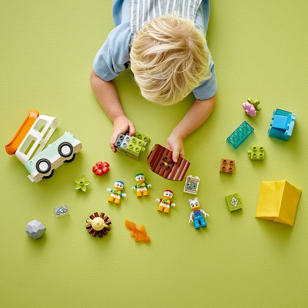 klocki-lego-duplo-kempingowa-przygoda-10997--zabawa.jpg