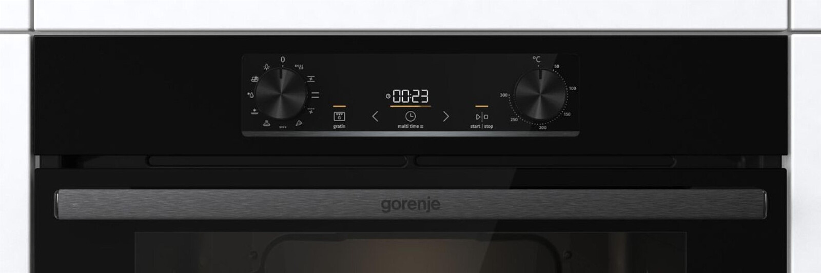 piekarnik-elektryczny-gorenje-bo6735e02bk-wyswietlacz-pokretla.jpg