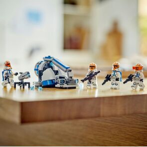 lego-star-wars-zestaw-bitewny-z-332.oddzialem-klonow-ashoki-75359-6.jpg