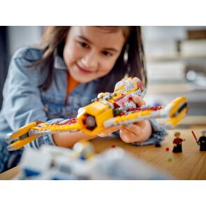 klocki-lego-star-wars-e-wing-nowej-republiki-kontra-mysliwiec-shin-hati-75364-3.jpg