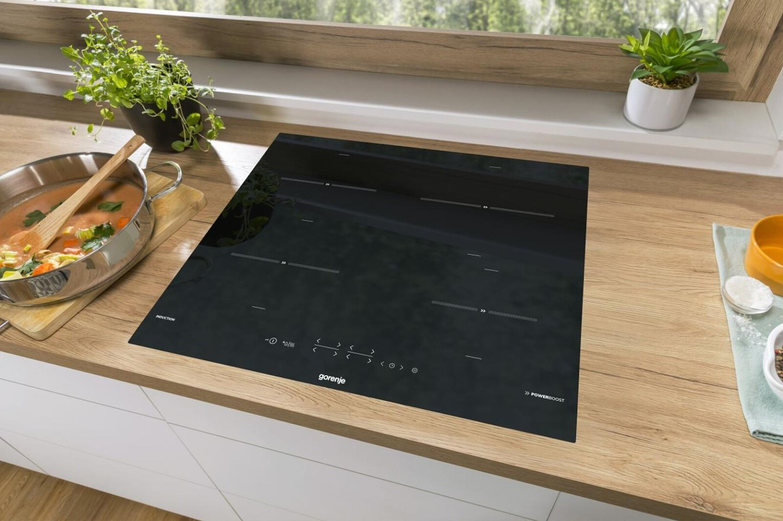 plyta-indukcyjna-gorenje-it641bcsc7-9.jpg