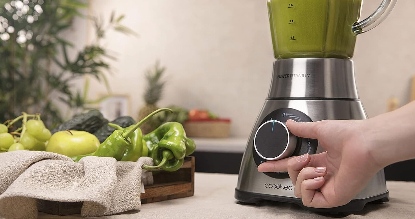 blender-kielichowy-cecotec-power-black-titanium-1300-perfectmix-7.jpg