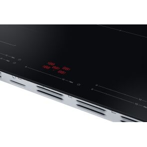plyta-indukcyjna-samsung-nz85C6057fk-perspektywa-4.jpg