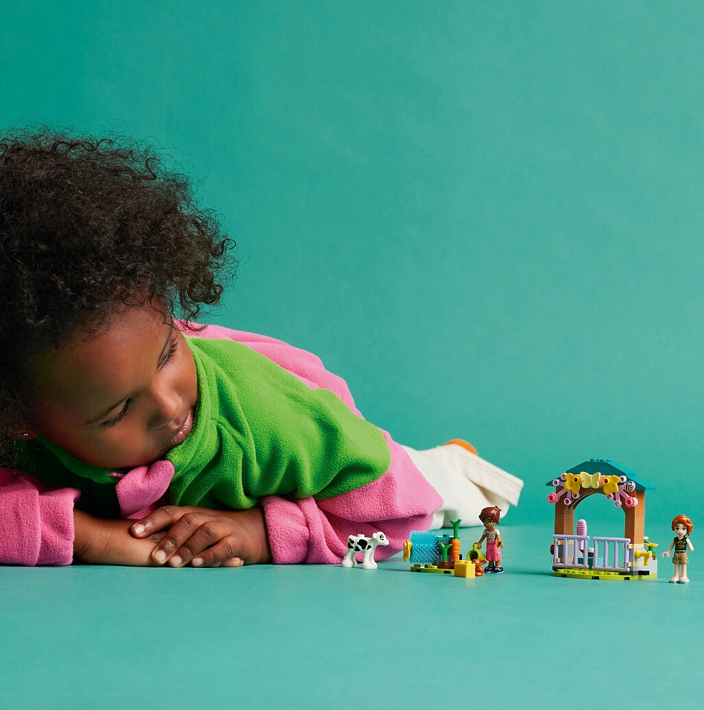 klocki-lego-friends-szopa-cielatka-autumn-42607-10.jpg