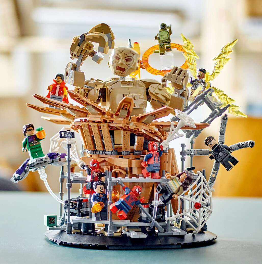 lego-marvel-spiderman-sandman-76280%20%288%29.jpg