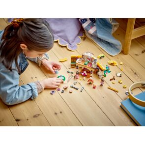 klocki-lego-disney-chatka-ashy-43231-2.jpg