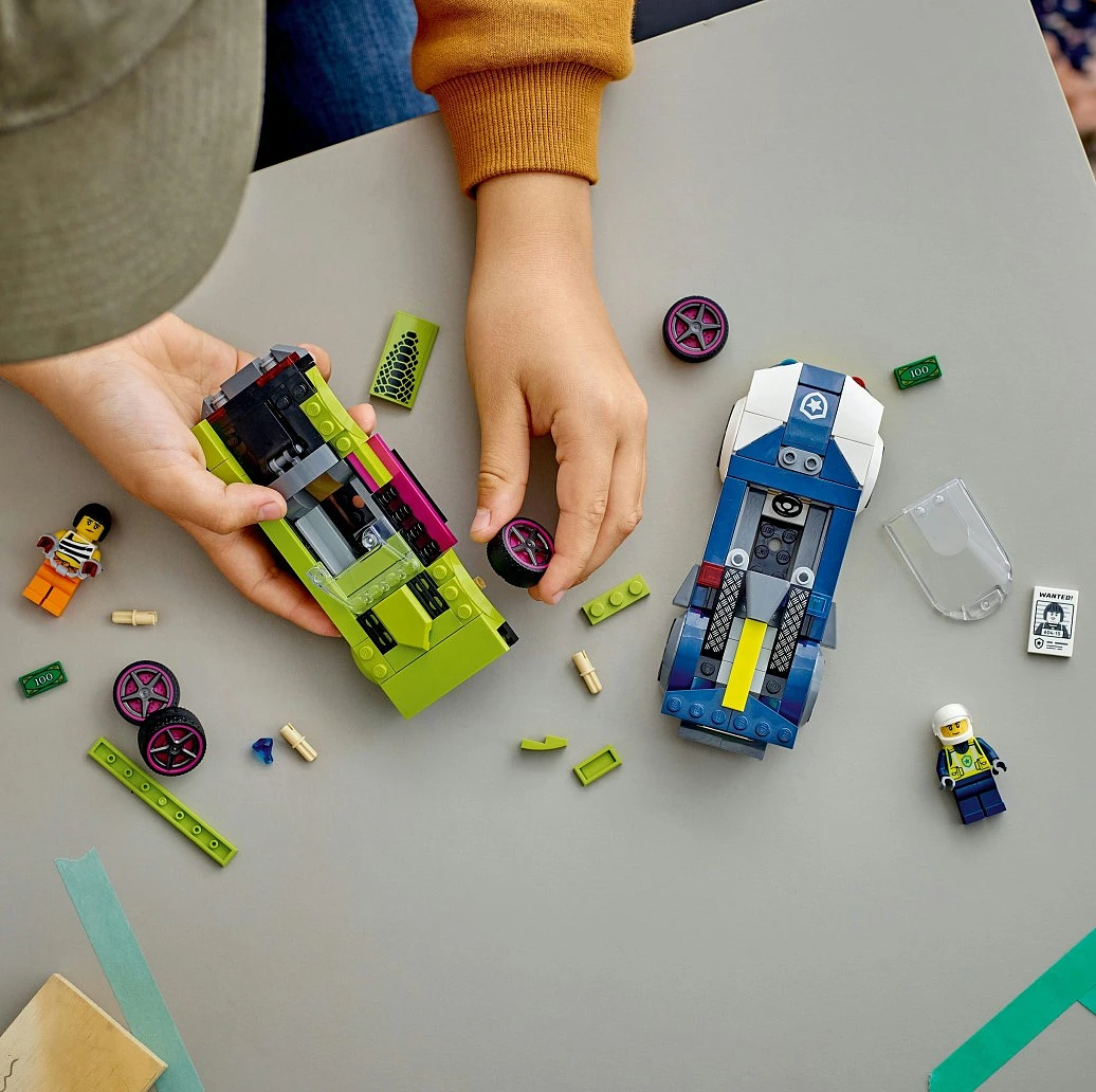 klocki-lego-city-poscig-radiowozu-za-muscle-carem-60415.zdj12.jpg