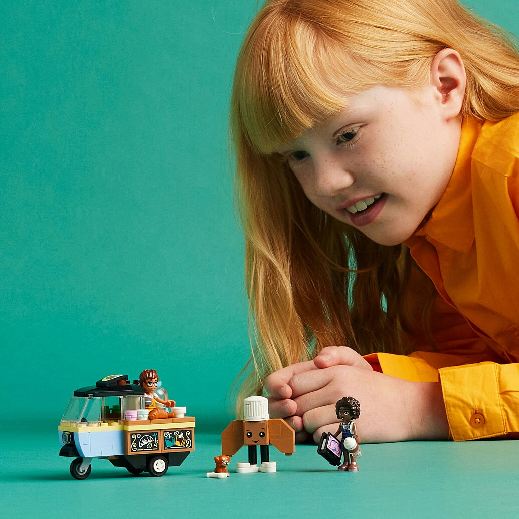 klocki-lego-friends-mobilna-piekarnia-42606-11.jpg