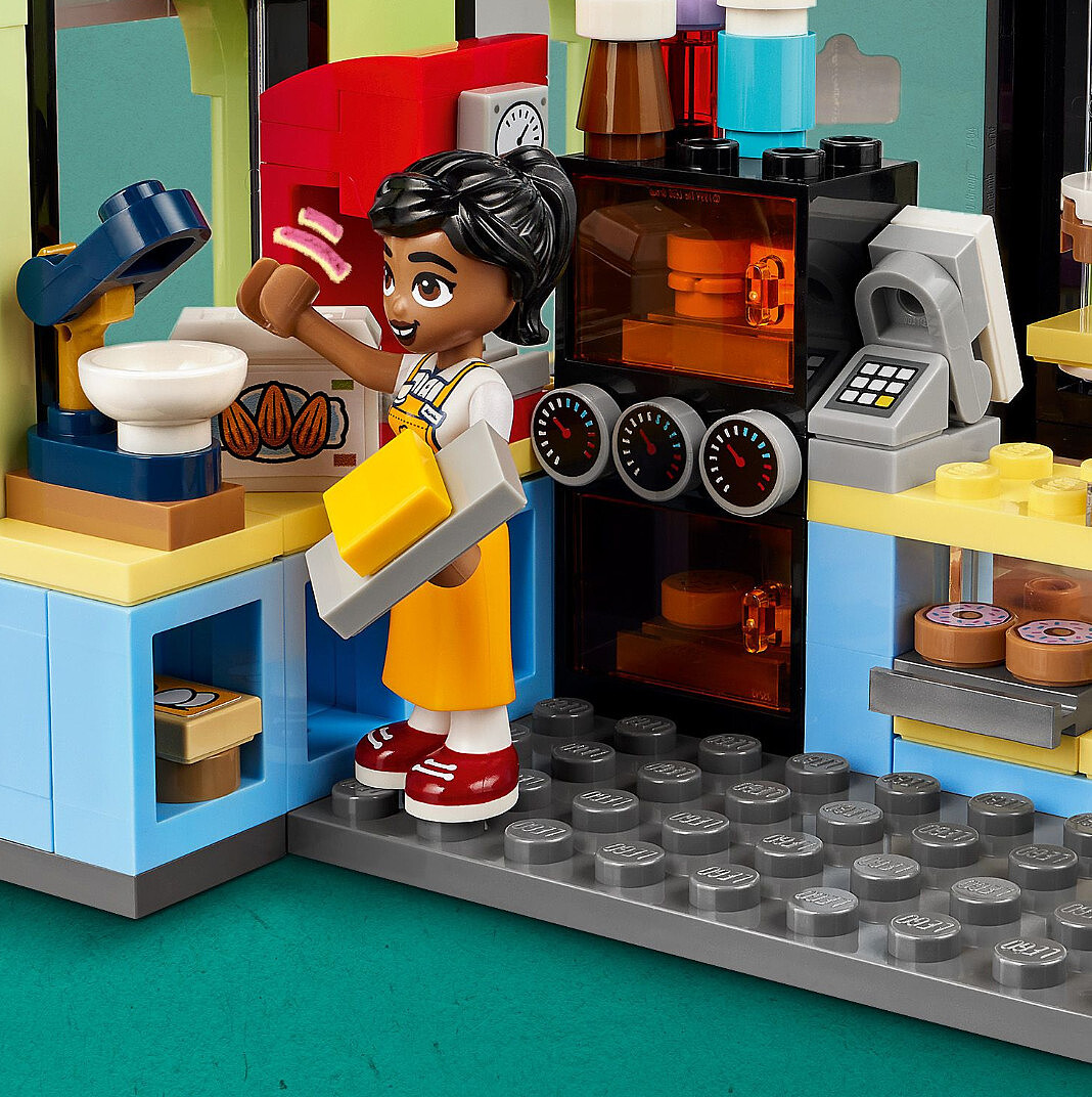 klocki-lego-friends-kawiarnia-w-heartlake-42618-11.jpg
