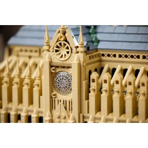 klocki-lego-architecture-notre-dame-w-paryzu-21061-zegar.jpg