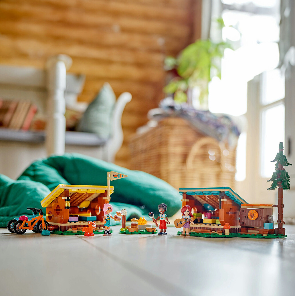 klocki-lego-friends-przytulne-domki-na-letnim-obozie-42624-10.jpg