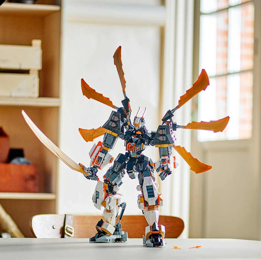 klocki-lego-ninjago-tytanowy-smok-mech-colea-71821-10.jpg