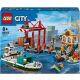 Klocki LEGO City Nadmorski port ze statkiem towarowym 60422