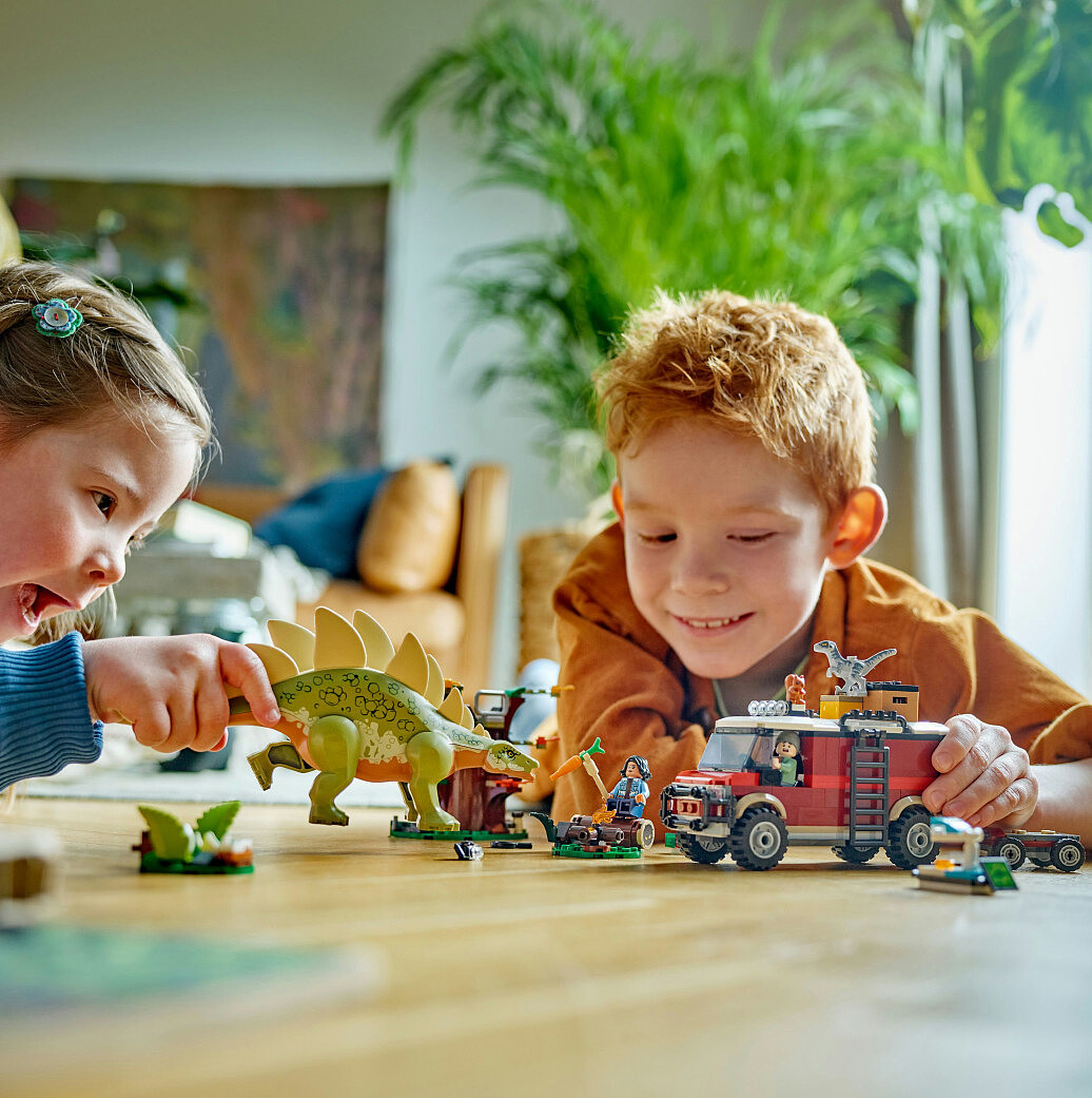 klocki-lego-jurassic-world-dinomisje-odkrycie-stegozaura-76965-9.jpg
