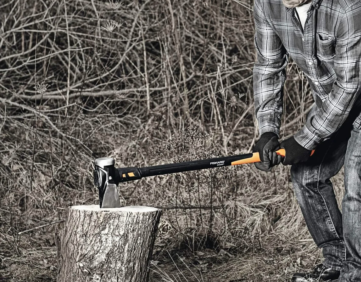 siekiero-mlot-fiskars-isocore-xxl-4.jpg