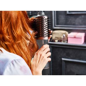 lokowko-suszarka-lafe-sleek-shine-brush-uzycie.jpg
