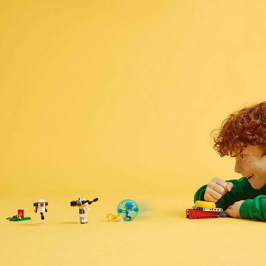klocki-lego-sonic-the-hedgehog-sonic-i-biwakowa-bitwa-77001-zabawa-2%20%282%29.jpg